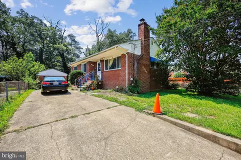 8605 11th Ave, Silver Spring, MD 20903