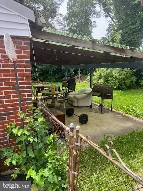 Exterior - 8605 11th Ave, Silver Spring, MD 20903 photo 2 of 5