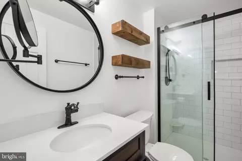 11321 Crescendo Pl, Silver Spring, MD 20901 photo 2