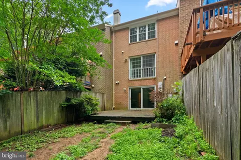 11321 Crescendo Pl, Silver Spring, MD 20901 photo 10