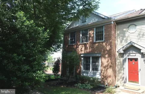 7 Sky Blue Ct, Germantown, MD 20874