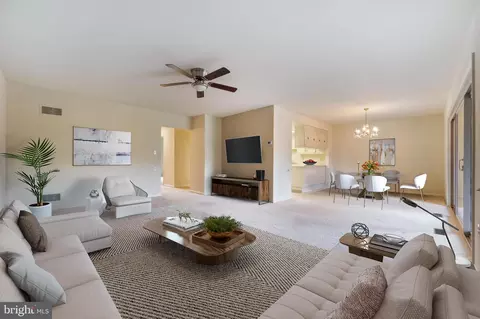 Living - 3360 Gleneagles Dr #71-2B, Silver Spring, MD 20906 photo 1 of 5