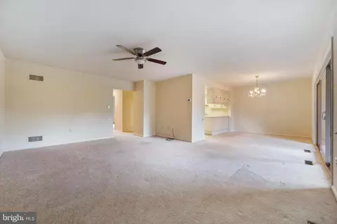 Living - 3360 Gleneagles Dr #71-2B, Silver Spring, MD 20906 photo 5 of 5