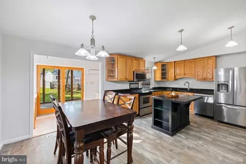 Other - 17528 Collier Cir, Poolesville, MD 20837 photo 6 of 17