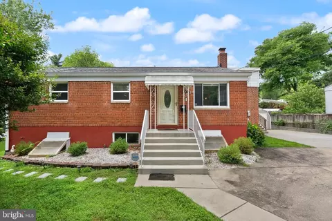 11300 Schuylkill Rd, Rockville, MD 20852
