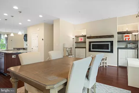 Dining - 3702 Doc Berlin Dr, Silver Spring, MD 20906 photo 3 of 3