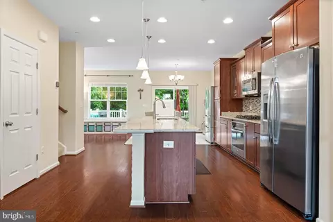 Entry Way - 3702 Doc Berlin Dr, Silver Spring, MD 20906 photo 1 of 11