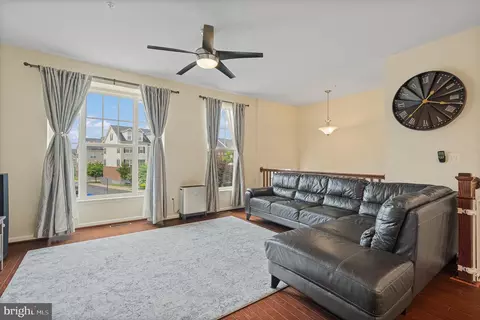 Living - 3702 Doc Berlin Dr, Silver Spring, MD 20906 photo 1 of 1