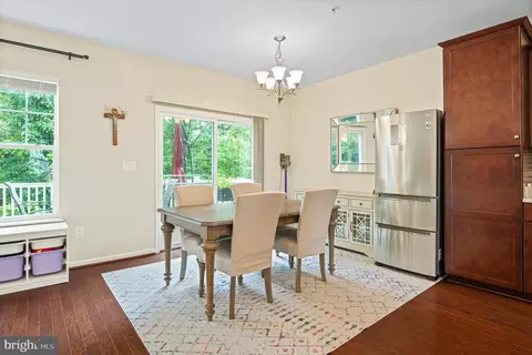 Dining - 3702 Doc Berlin Dr, Silver Spring, MD 20906 photo 2 of 3