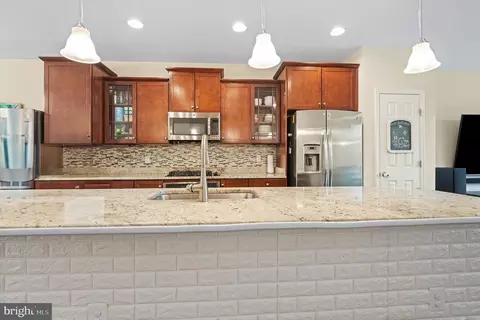 Kitchen - 3702 Doc Berlin Dr, Silver Spring, MD 20906 photo 3 of 4