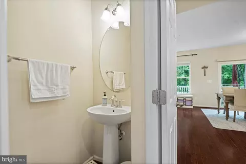 Entry Way - 3702 Doc Berlin Dr, Silver Spring, MD 20906 photo 11 of 11
