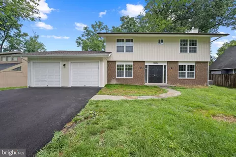 18624 Queen Elizabeth Dr, Brookeville, MD 20833