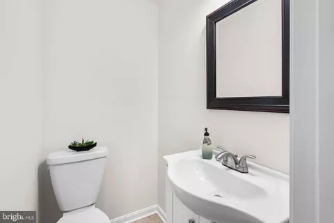 17513 Longview Ln, Olney, MD 20832 photo 40