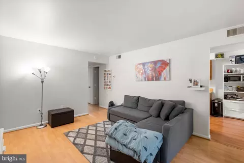 Living - 8 Normandy Square Ct #C, Silver Spring, MD 20906 photo 2 of 2