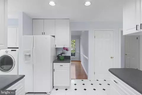 11531 Paramus Dr, North Potomac, MD 20878 photo 18