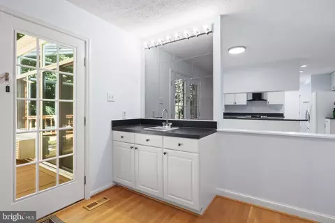 11531 Paramus Dr, North Potomac, MD 20878 photo 21