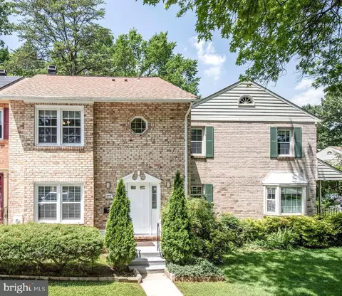 7809 Heatherton Ln, Potomac, MD 20854