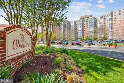 3100 N Leisure World Blvd #923, Silver Spring, MD 20906