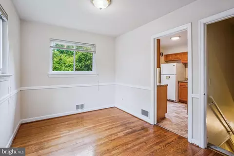 Entry Way - 142 Fleetwood Ter, Silver Spring, MD 20910 photo 1 of 1