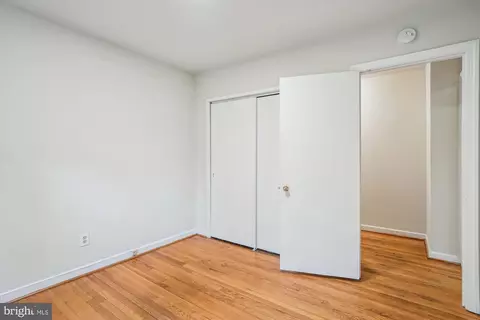 Bedroom - 142 Fleetwood Ter, Silver Spring, MD 20910 photo 5 of 9
