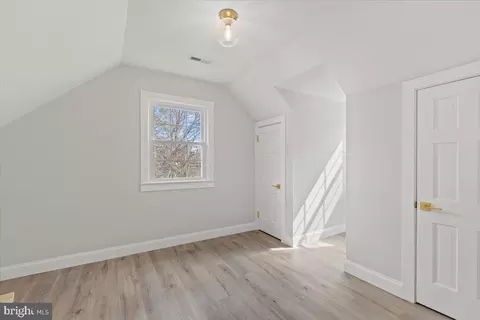 Entry Way - 1705 Corwin Dr, Silver Spring, MD 20910 photo 3 of 4