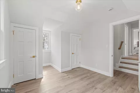 Entry Way - 1705 Corwin Dr, Silver Spring, MD 20910 photo 4 of 4