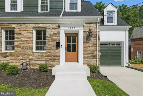 Exterior - 1705 Corwin Dr, Silver Spring, MD 20910 photo 2 of 8
