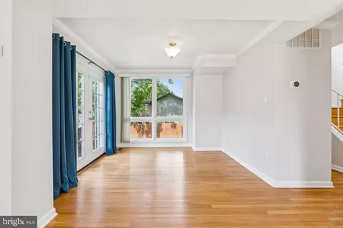 Living - 1502 Crestline Rd, Silver Spring, MD 20904 photo 4 of 6
