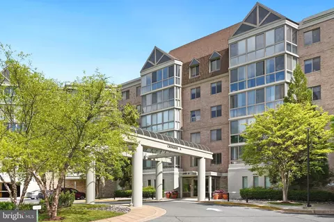 2901 S Leisure World Blvd #507, Silver Spring, MD 20906
