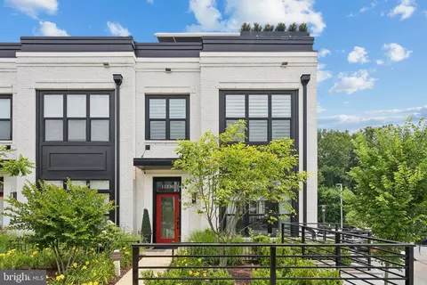 11336 Emerald Park Rd, Potomac, MD 20854