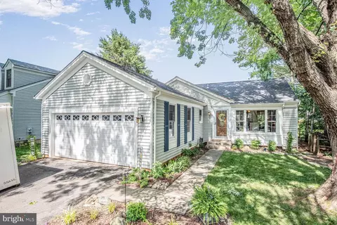 13841 Mustang Hill Ln, North Potomac, MD 20878