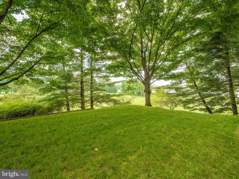 Exterior - 15101 Interlachen Dr #1-116, Silver Spring, MD 20906 photo 18 of 19
