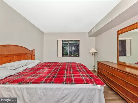 Bedroom - 15101 Interlachen Dr #1-116, Silver Spring, MD 20906 photo 4 of 5