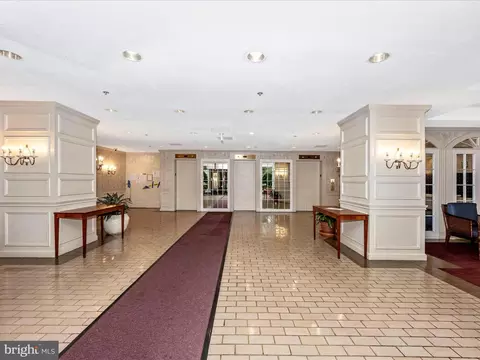 Entry Way - 15101 Interlachen Dr #1-116, Silver Spring, MD 20906 photo 5 of 6