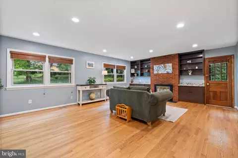 412 Neale Ct, Silver Spring, MD 20901 photo 11