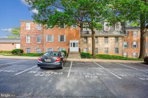 720 Quince Orchard Blvd #101, Gaithersburg, MD 20878