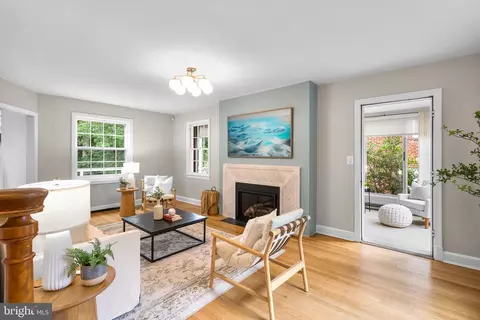 411 Windsor St, Silver Spring, MD 20910 photo 4