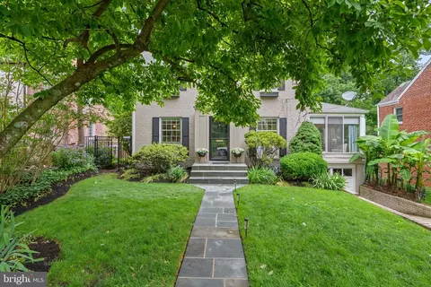 411 Windsor St, Silver Spring, MD 20910 photo 2