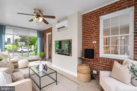 411 Windsor St, Silver Spring, MD 20910 photo 8