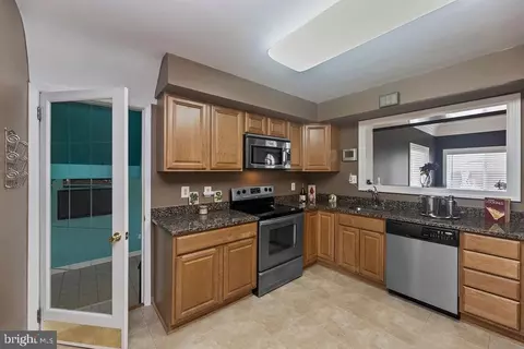 1516 Vivian Ct, Silver Spring, MD 20902 photo 15