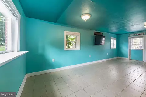 1516 Vivian Ct, Silver Spring, MD 20902 photo 34