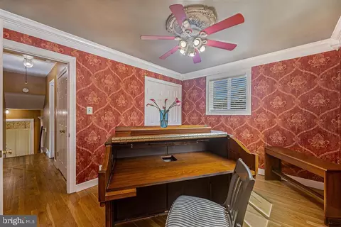 1516 Vivian Ct, Silver Spring, MD 20902 photo 28
