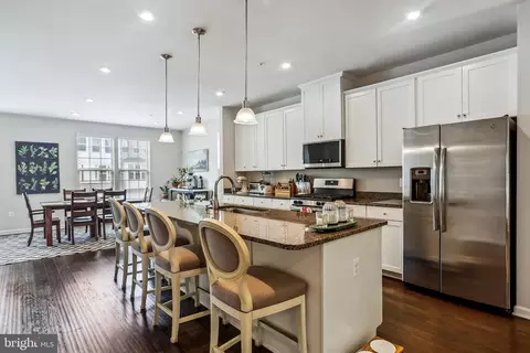 1626 Regent Manor Ct, Silver Spring, MD 20904 photo 6