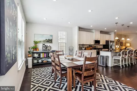 1626 Regent Manor Ct, Silver Spring, MD 20904 photo 9