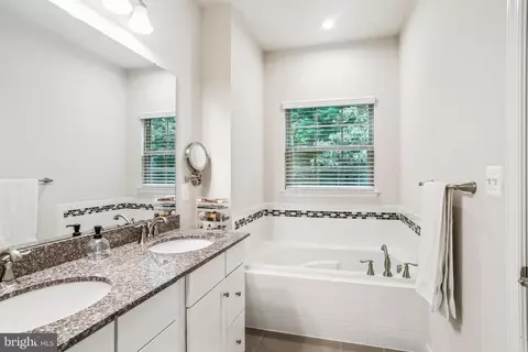 1626 Regent Manor Ct, Silver Spring, MD 20904 photo 22