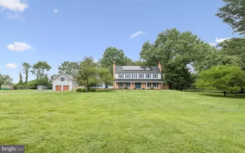 13204 Lantern Hollow Dr, North Potomac, MD 20878