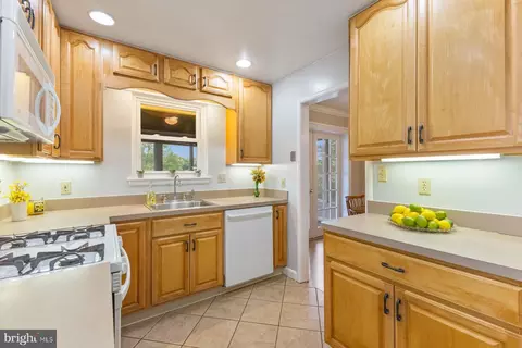 12703 Bluhill Rd, Silver Spring, MD 20906 photo 11