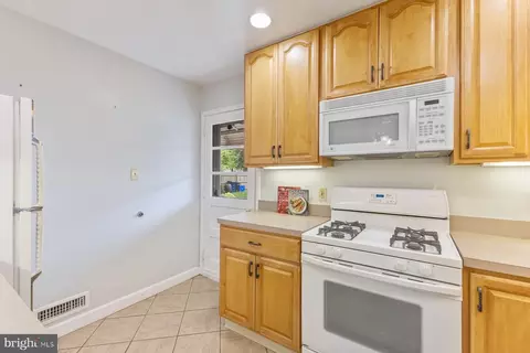 12703 Bluhill Rd, Silver Spring, MD 20906 photo 10