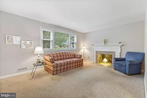 12703 Bluhill Rd, Silver Spring, MD 20906 photo 3