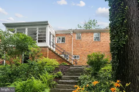 Exterior - 1407 Crestridge Dr, Silver Spring, MD 20910 photo 11 of 13
